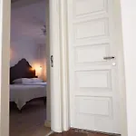 Otel Amphora 2*