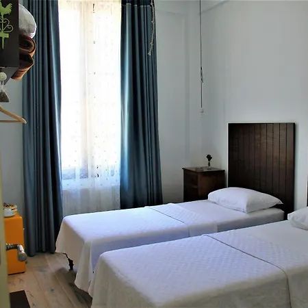 Amphora Otel 2*