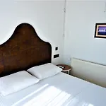 Amphora Hotel Fokaja